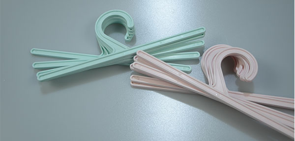 市場上除了生物降解塑（sù）料製品還有海（hǎi）藻塑（sù）料製品