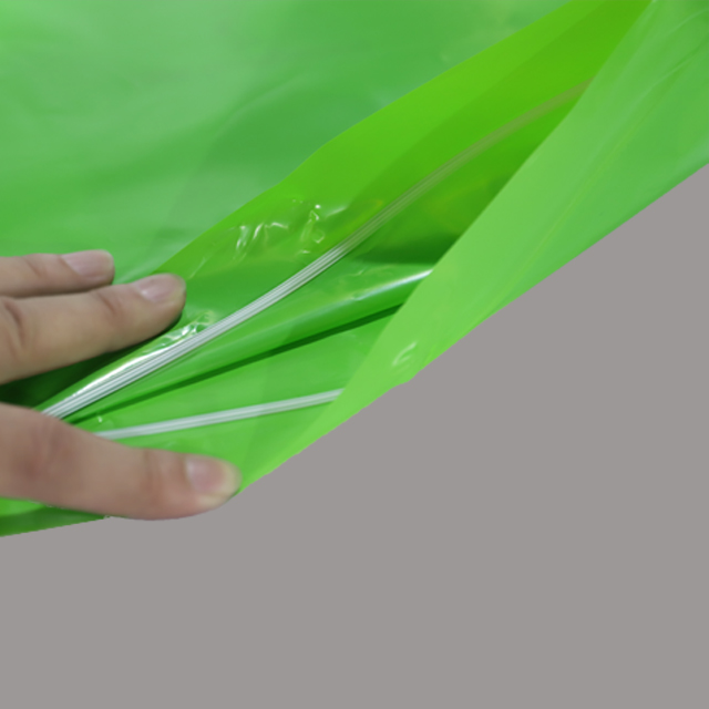 生物降解服（fú）裝包（bāo）裝袋