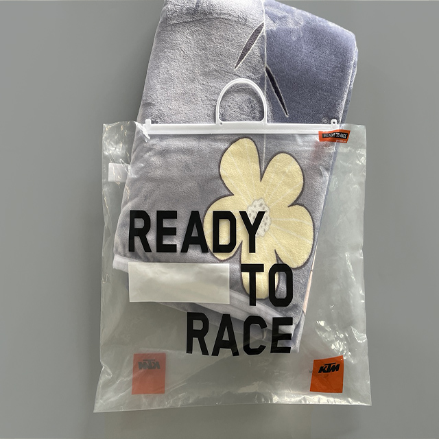 再生（shēng）塑料手拎袋