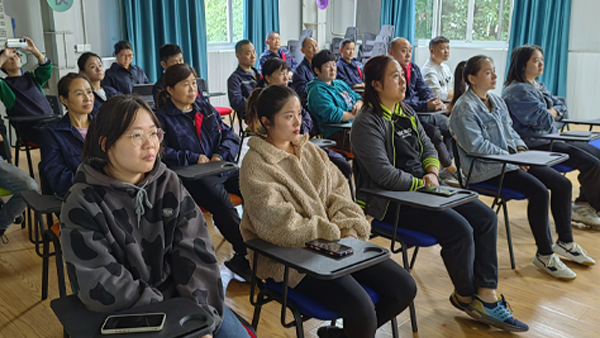 培（péi）訓-隻為更好的服務客戶！